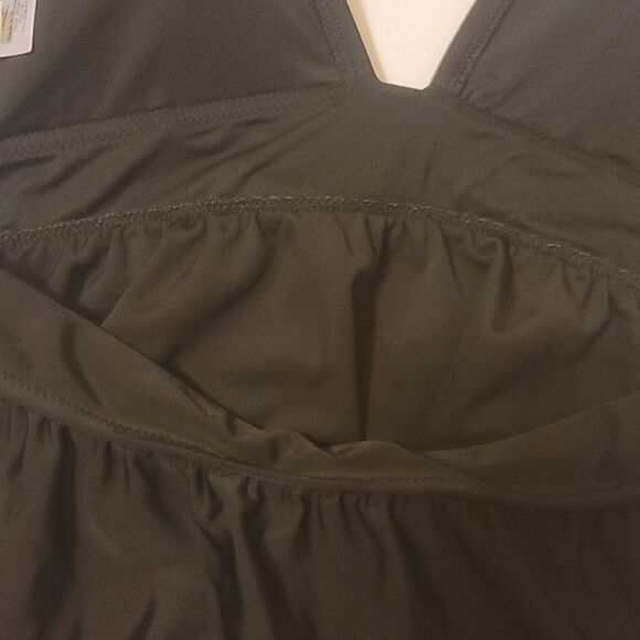 J. Crew swimming top size medium - Picture 5 of 10